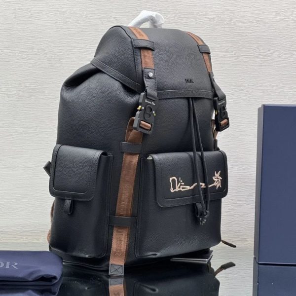 Designer Luxury Backpack Pallets - Image 9